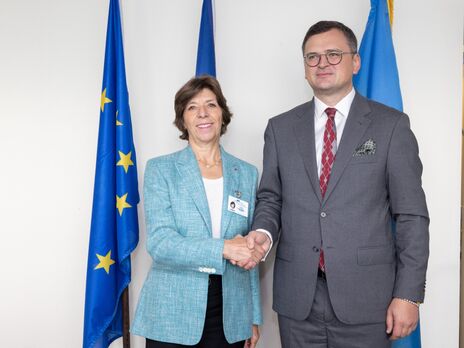 Кулеба обговорив із главою МЗС Франції постачання Україні САУ CAESAR