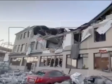 В Херсоне взорвалась гостиница, где жили пропагандисты RT. Там же был бывший депутат-регионал, он погиб – СМИ