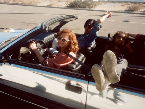 Fire: Сарандон снялась в клипе Justice. Видео