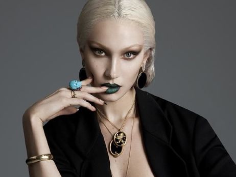 Белла Хадид обнажилась для журнала Paper