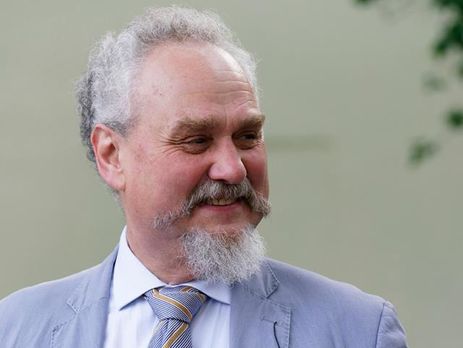 Зубов: В России люди живут, как во сне