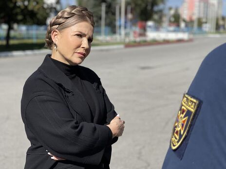 Юлія Тимошенко позивається до МЗС через дипломатичний паспорт