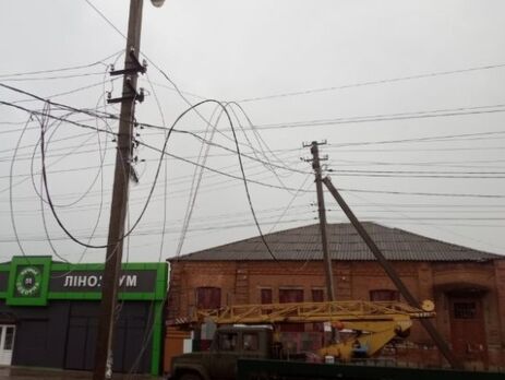 С начала войны энергетики ДТЭК Ахметова вернули свет для 4 млн семей