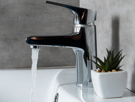 Часть Николаева из-за обстрелов осталась без воды