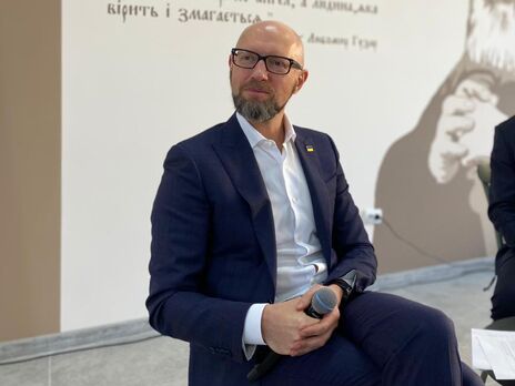 Схоже, за аналізи в Росії відповідає 