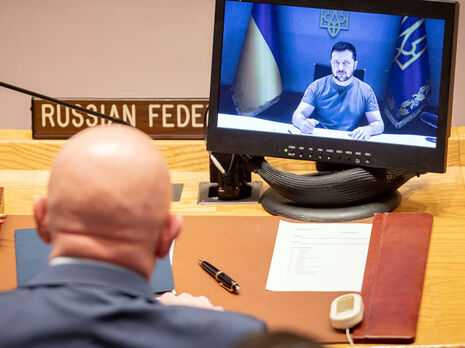 По словам Зеленского, Россия регулярно нарушает международный правовой порядок и провоцирует эскалацию