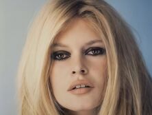 Брижит Бардо – 88: история свободной женщины на грани самоубийства