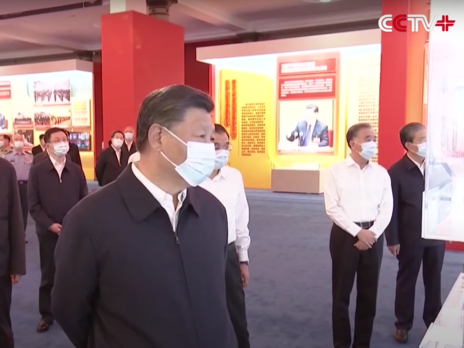 Си Цзиньпин появился на публике, чем опроверг слухи, что его отстранили от власти – СМИ