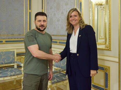 Зеленский призвал парламент Франции признать РФ государством – спонсором терроризма