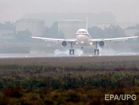 Следовавший из Киева самолет сел в Самаре из-за буйного пассажира