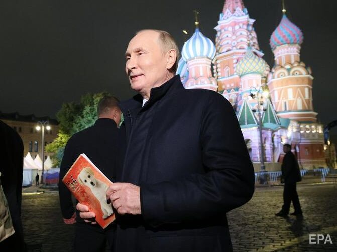 Жданов: Через пять минут после окончания совещания в бункере Путина стенограмма лежит на столах западных разведок 