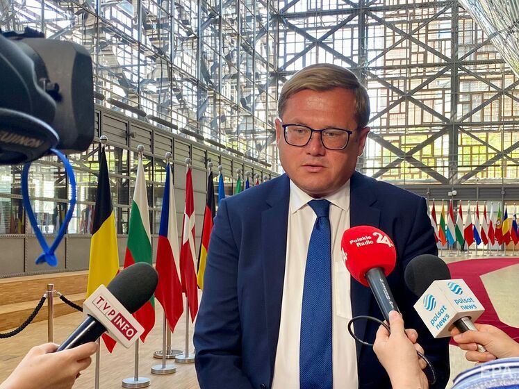 Процедуру ухвалення восьмого пакету санкцій розпочнуть 4 жовтня – представник Польщі в ЄС