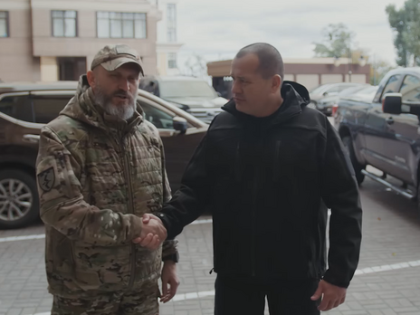 Волонтеры передали киевской теробороне внедорожник для воинов на передовой – Палатный