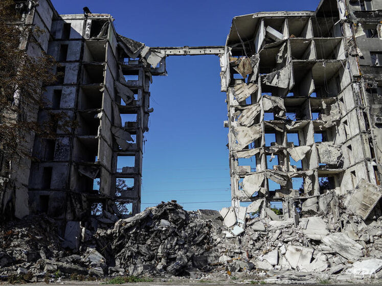 "Сплошные руины". Мариупольский горсовет показал, как выглядит исторический центр города, видео которого не публикуют оккупанты