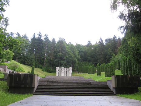 В Литве проголосовали за демонтаж памятника в начале июня 2022 года