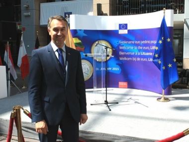 Евродепутат Ауштрявичюс: ЕС не имеет никаких правовых оснований сдерживать подписание договора о безвизе для Украины