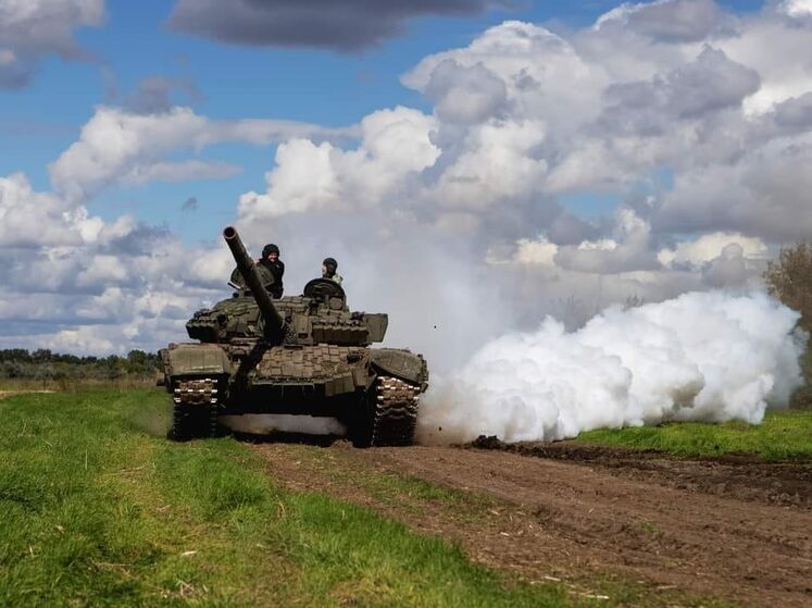 Зеленский: В эти сутки продолжилось движение наших военных на востоке и юге Украины