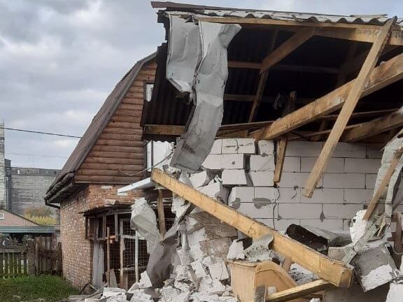 Російські війська обстріляли Сумську область, є загиблий – Офіс президента України