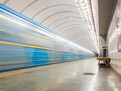 Рух поїздів на всіх лініях метро Києва відновили – Кличко
