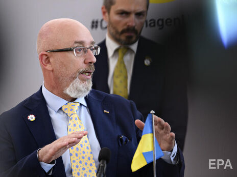 Резніков візьме участь у зустрічі міністрів оборони НАТО