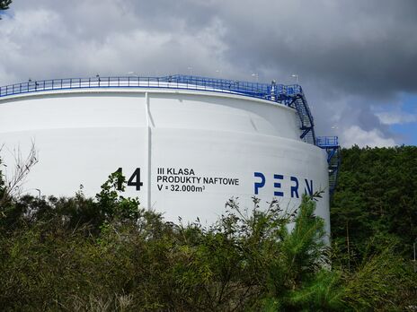 У Польщі виявлено витік на основному нафтопроводі, який постачає сиру нафту до Європи з Росії