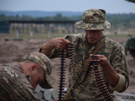 Страны Евросоюза договорились о создании военной тренировочной миссии для Украины. Обучение пройдут минимум 15 тыс. украинских военных – СМИ