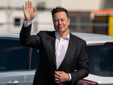 Маск подтвердил, что отказывается оплачивать Starlink для Украины, и сказал почему