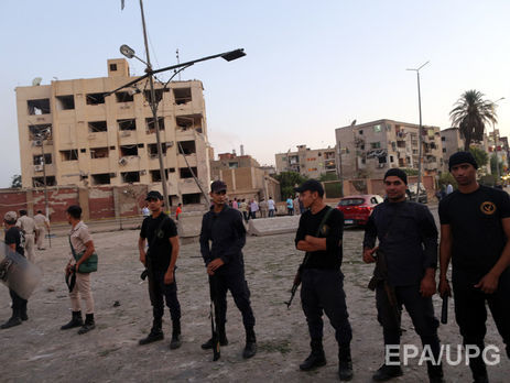 В Каире прогремел взрыв на блокпосту, погибли шесть полицейских