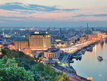 Российские оккупанты атаковали Киев, прозвучало два взрыва