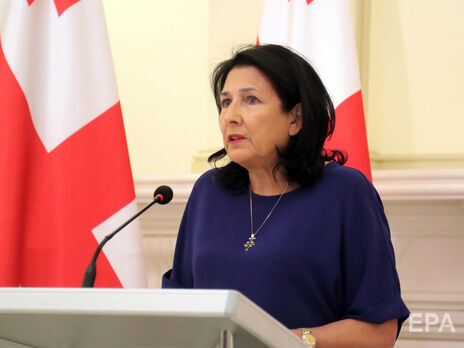 Президентка Грузії не відкинула перегляду безвізового режиму з РФ. В уряді проти