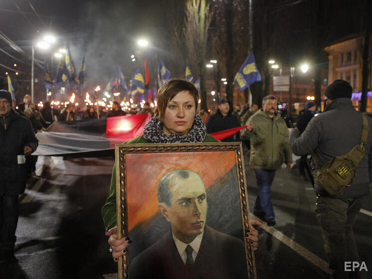 Региональных отличий между украинцами сейчас нет, а Бандера и Петлюра стали героями для всех – социолог