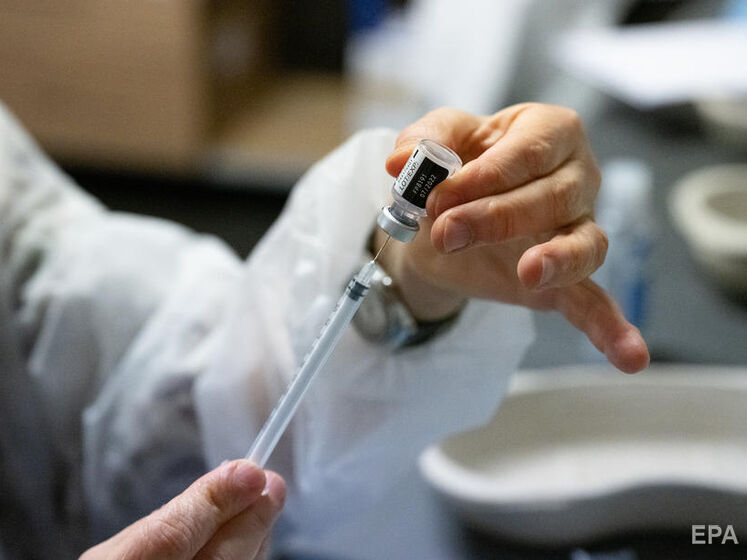 За неделю в Украине сделали 104,6 тыс. прививок от COVID-19