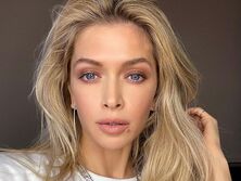 Больше не Вера Брежнева. Экс-солистка 