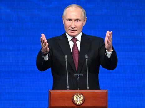 Путін екстрено скликає Раду безпеки та Раду Федерації, можуть ввести воєнний стан у РФ – ЗМІ