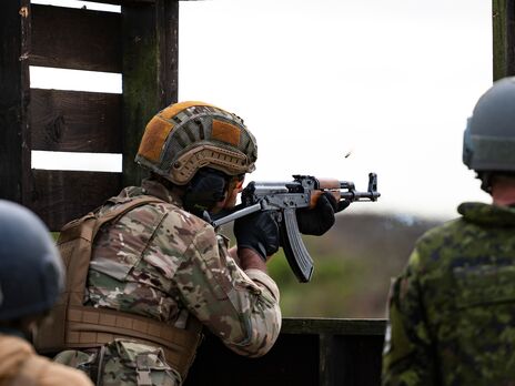 В Одеській області прикордонники збили іранський иранский Shahed зі стрілецької зброї. Він упав у море