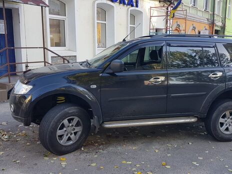 Федерация баскетбола Украины и Parimatch купили машину для подразделения теробороны 