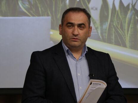 Помер журналіст і режисер-документаліст Канфер, який зняв фільм про Василя Сліпака