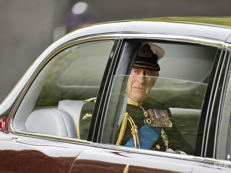 Король Чарльз III передумав скорочувати кількість членів королівської родини, які працюють – Mirror