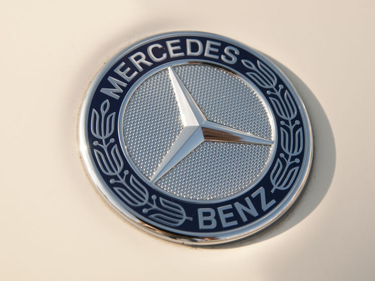 Mercedes-Benz іде з Росії і продає свій завод