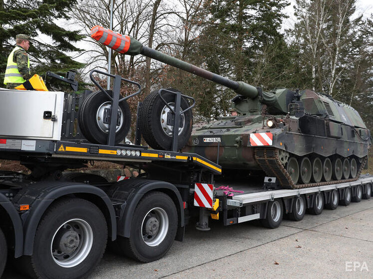 Германия передала Украине обещанные Штайнмайером системы MARS и Panzerhaubitze 2000