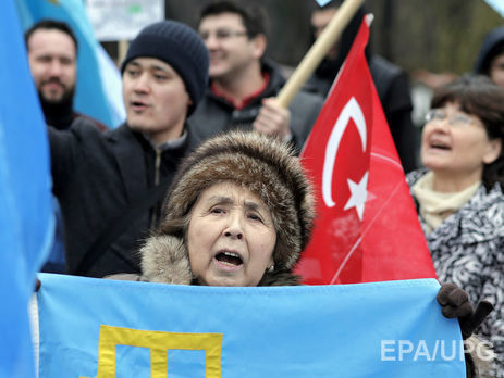 Возле генконсульства России в Стамбуле прошла акция протеста против нарушения прав человека в Крыму