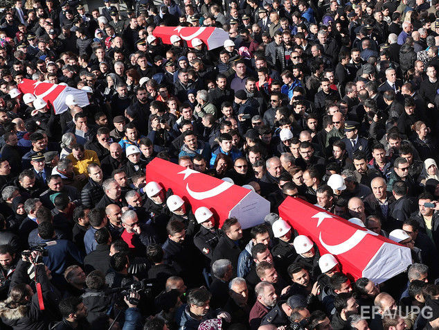 Число погибших в результате теракта в Стамбуле увеличилось до 38