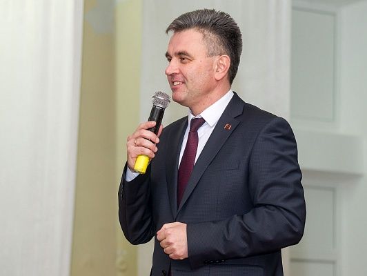 Экзит-полл: На выборах "президента" в непризнанном Приднестровье побеждает "спикер парламента"