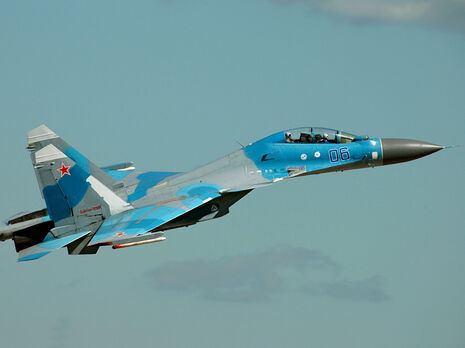 Російський літак уранці запустив крилаті ракети поблизу Зміїного, вони фактично перелітали через маршрути 