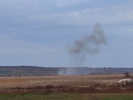 Під Мелітополем пролунали вибухи в районі залізничного мосту – мер
