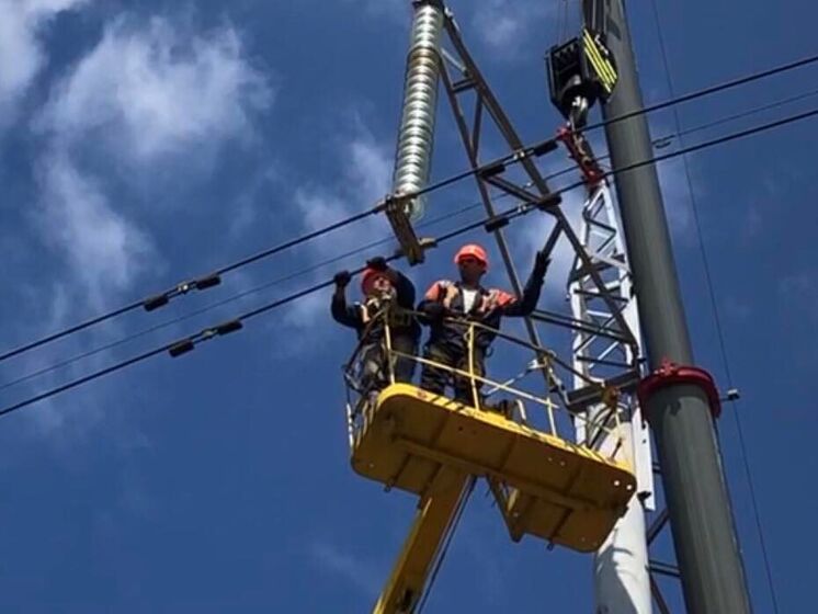 "Укрэнерго" предупредила об отключении электроэнергии в Киеве и семи областях Украины