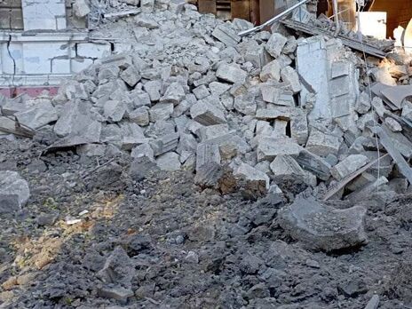 Російські окупанти вночі влучили у промисловий об'єкт у Миколаївській області