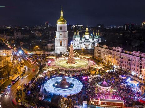 Масових святкувань на Різдво й Новий рік у Києві не буде, питання встановлення ялинки ще розглядають – Кличко