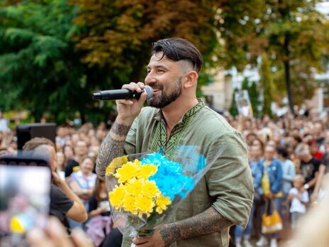 Леньо: Войны не надо бояться. Надо стать ее участником. Фронтов много: культурный, экономический. И на этих фронтах должны быть победители