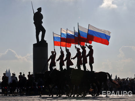 Опрос: Для 33% россиян собственное материальное благополучие важнее экономики, идеологии и пути развития страны